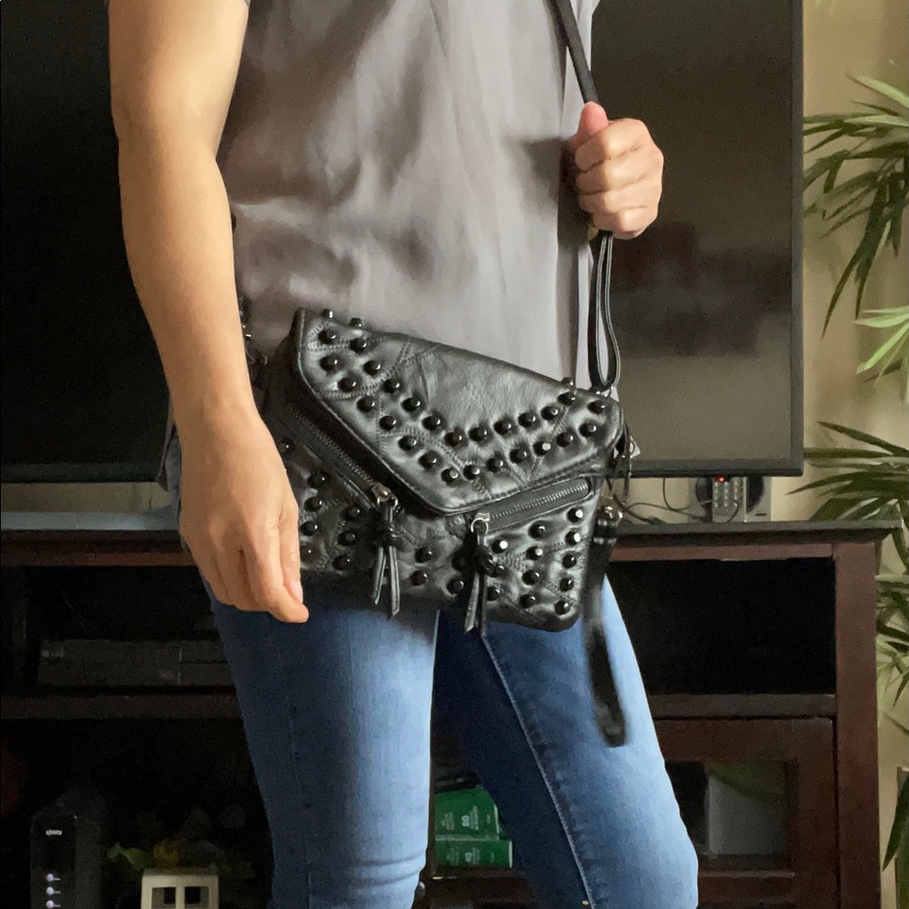 UNBRANDED BAG